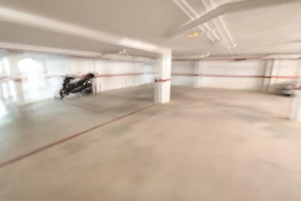 Parking de Apartamento de alquiler en Orihuela con Aire acondicionado, Calefacción y Terraza