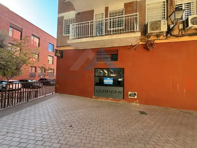 Gewerbefläche zur Miete in Travesía San Julián 2, imagen 2