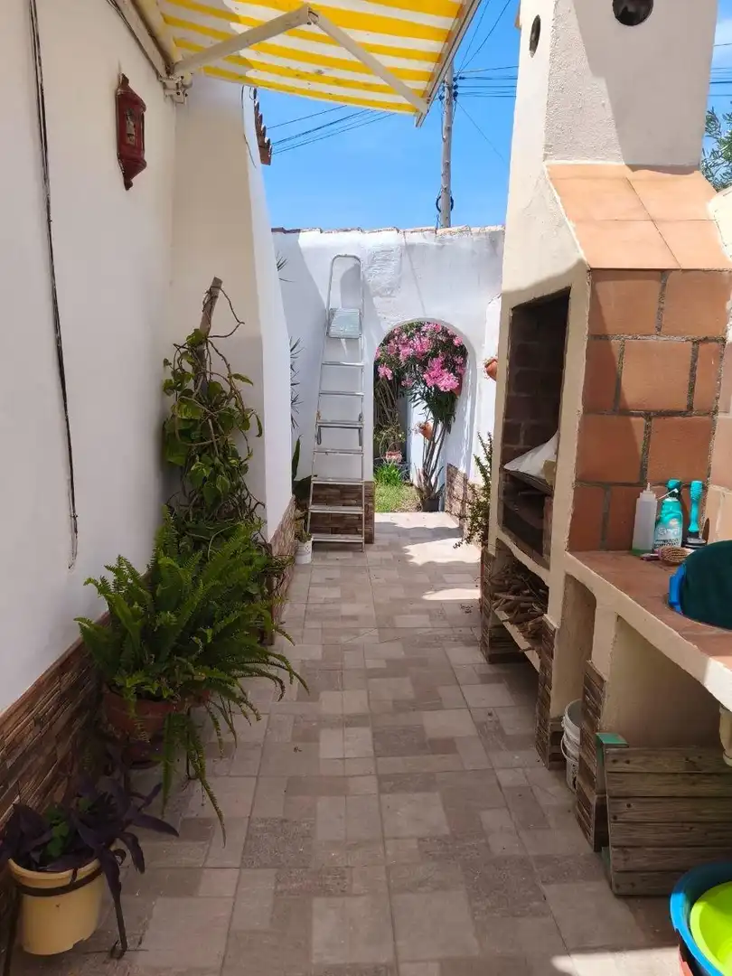 Casa o chalet en venta en Chiclana de la Frontera con Jardín privado, Trastero y Piscina