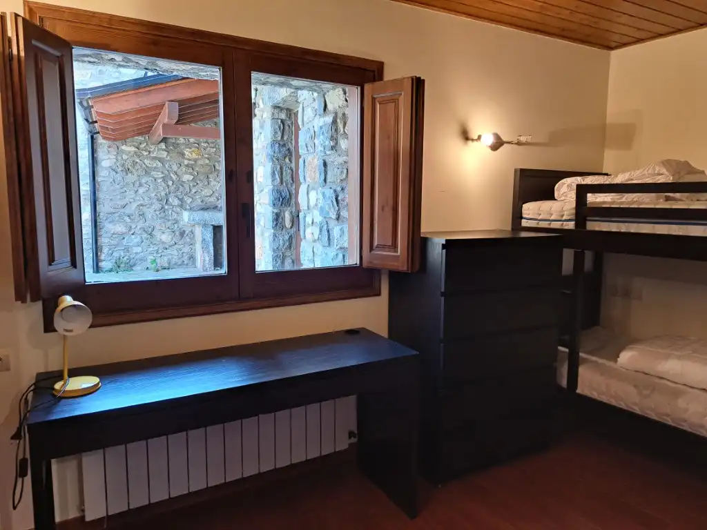 Houses for rent in Carrer Mossèn Cinto Verdaguer, 5, Das