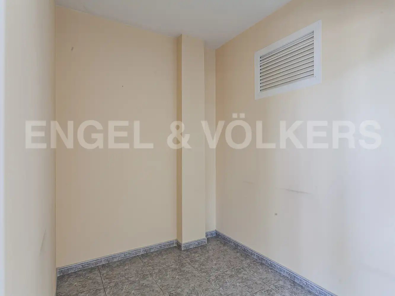 Business premises to rent in Centre, imagen 4