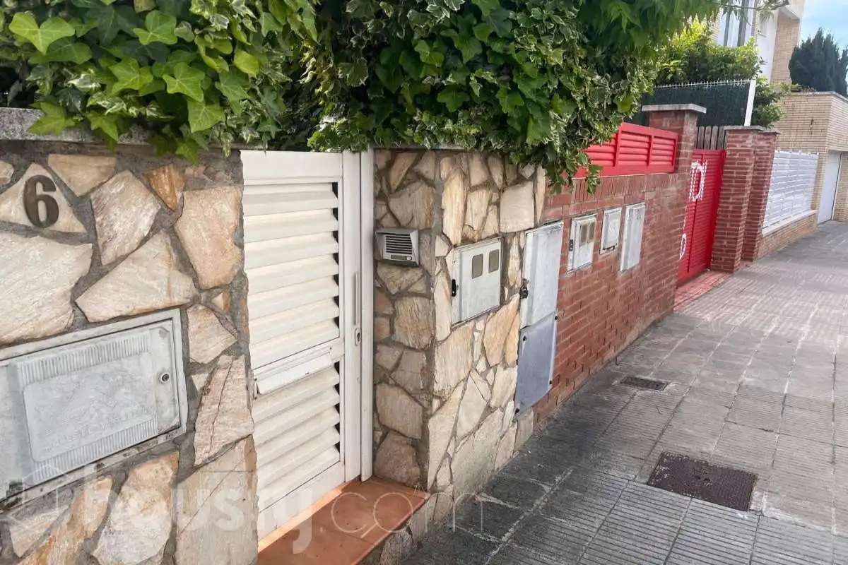 Exterior view of Houses for rent in Martorell  with Heating, Private garden and Terrace
