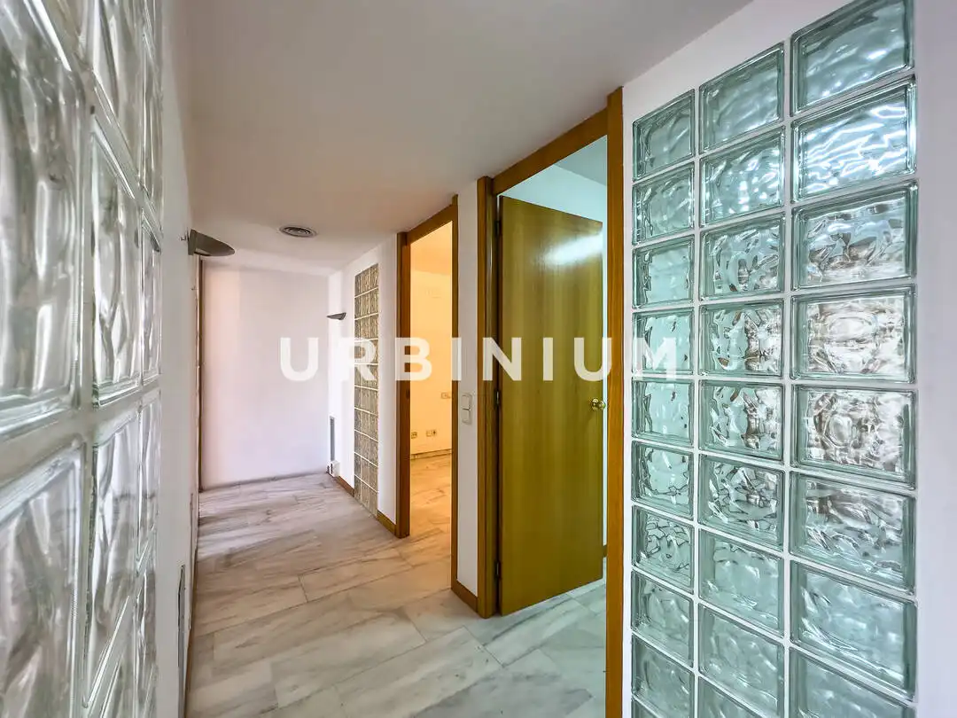 Büro zur Miete in Centre - Barri Vell