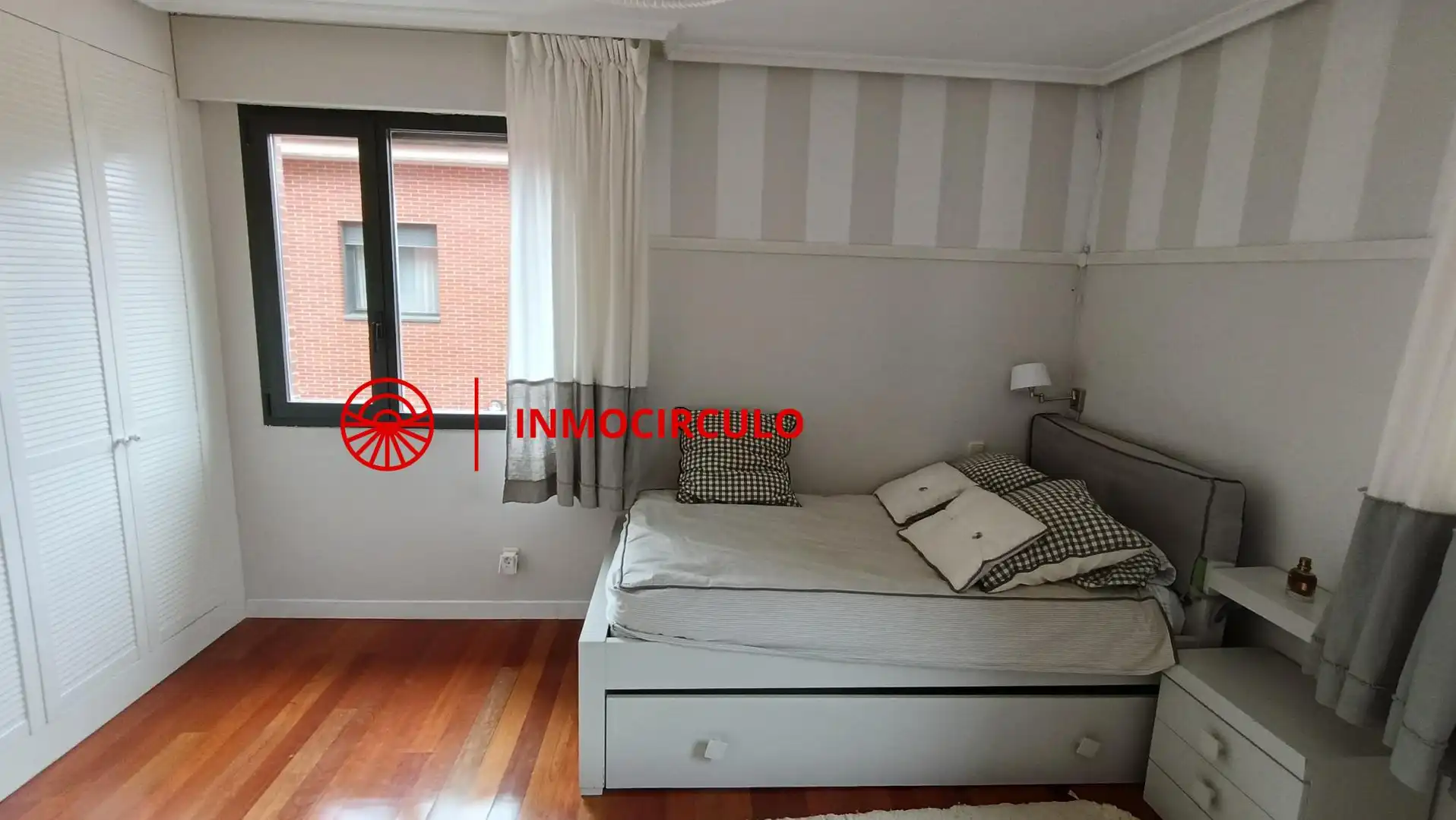Bedroom of Detached homes for sale in Burgos  with Heating, Private garden and Terrace