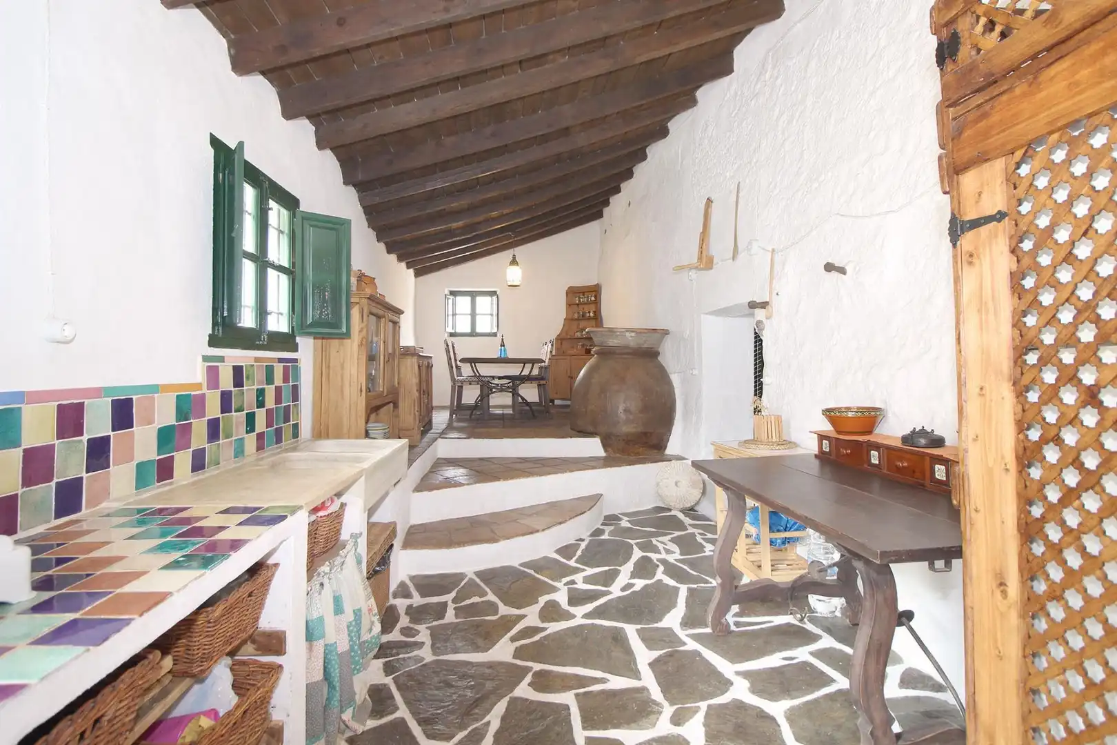 Cuina de Finca rústica en venda en Málaga amb Traster