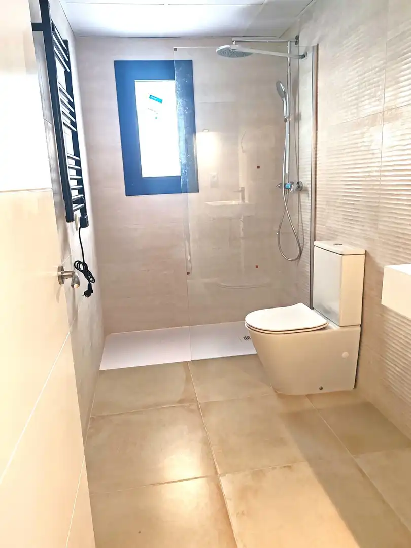 Bathroom of Houses for sale in Calafell  with Air Conditioner, Heating and Terrace