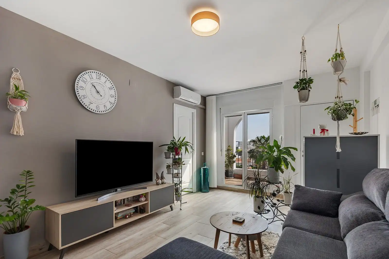 Living room of Attic for sale in Orihuela  with Air Conditioner, Terrace and Furnished