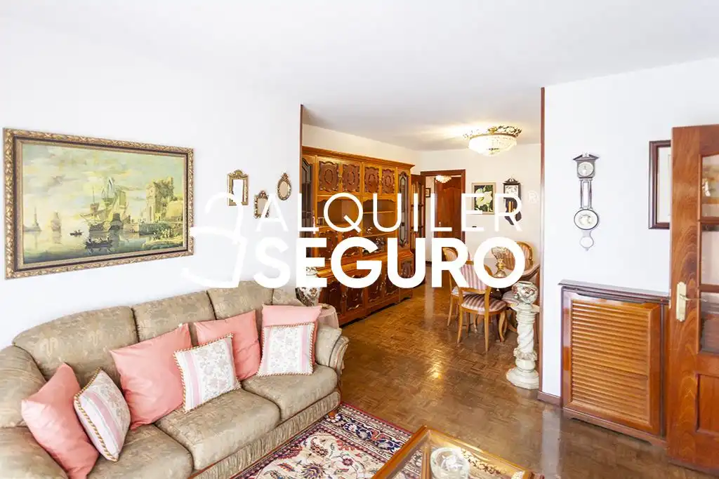 Sala d'estar de Pis de lloguer en Madrid amb Aire condicionat, Calefacció i Terrassa