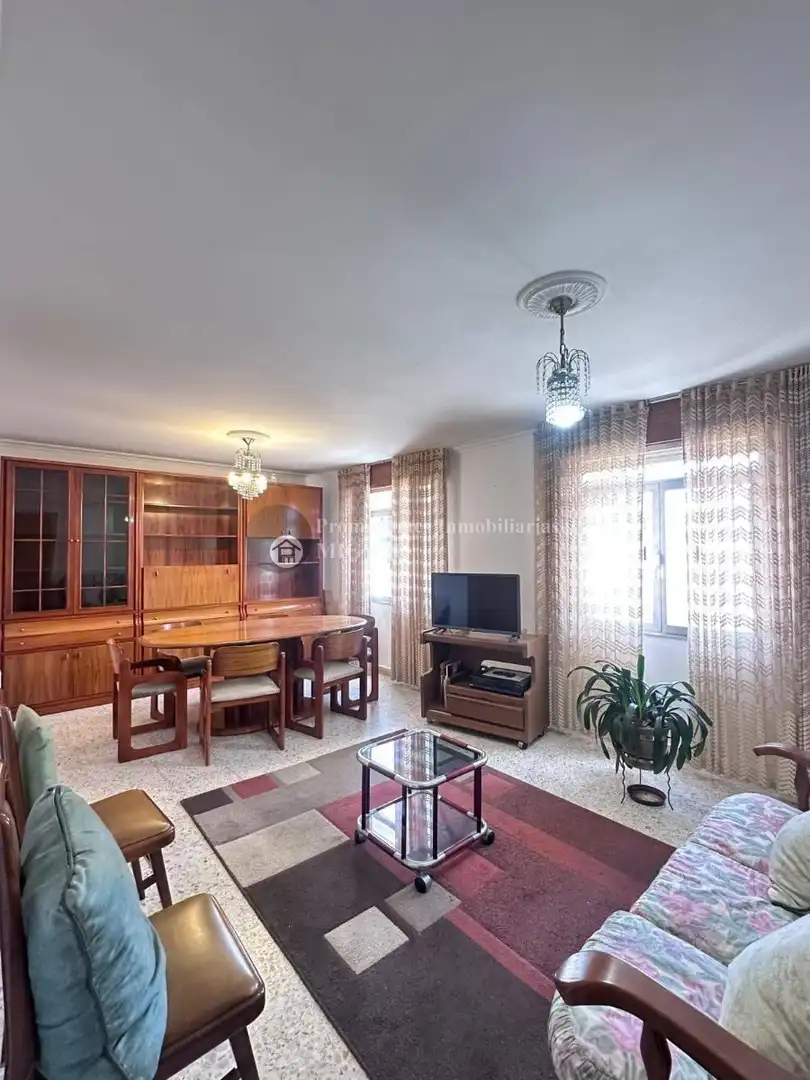 Sala de estar de Piso en venta en Verín, Ourense