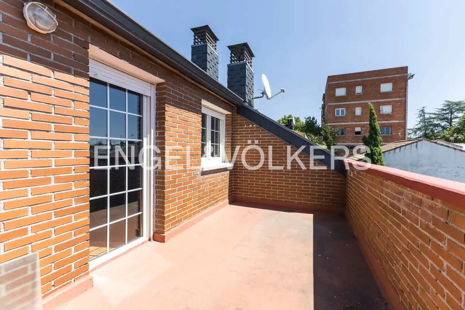 Terrace of Detached homes for rent in Torrelodones  with Heating