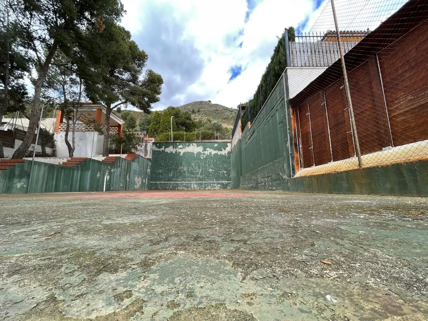 Vista exterior de Casa o chalet en venta en La Vall d'Uixó con Jardín privado, Terraza y Piscina