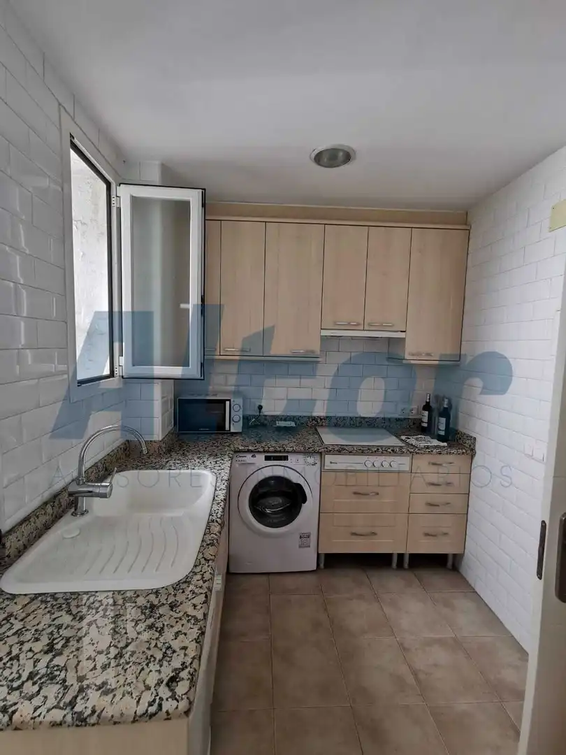 Piso con ascensor en alquiler en Fernan Gonzalez, imagen 13