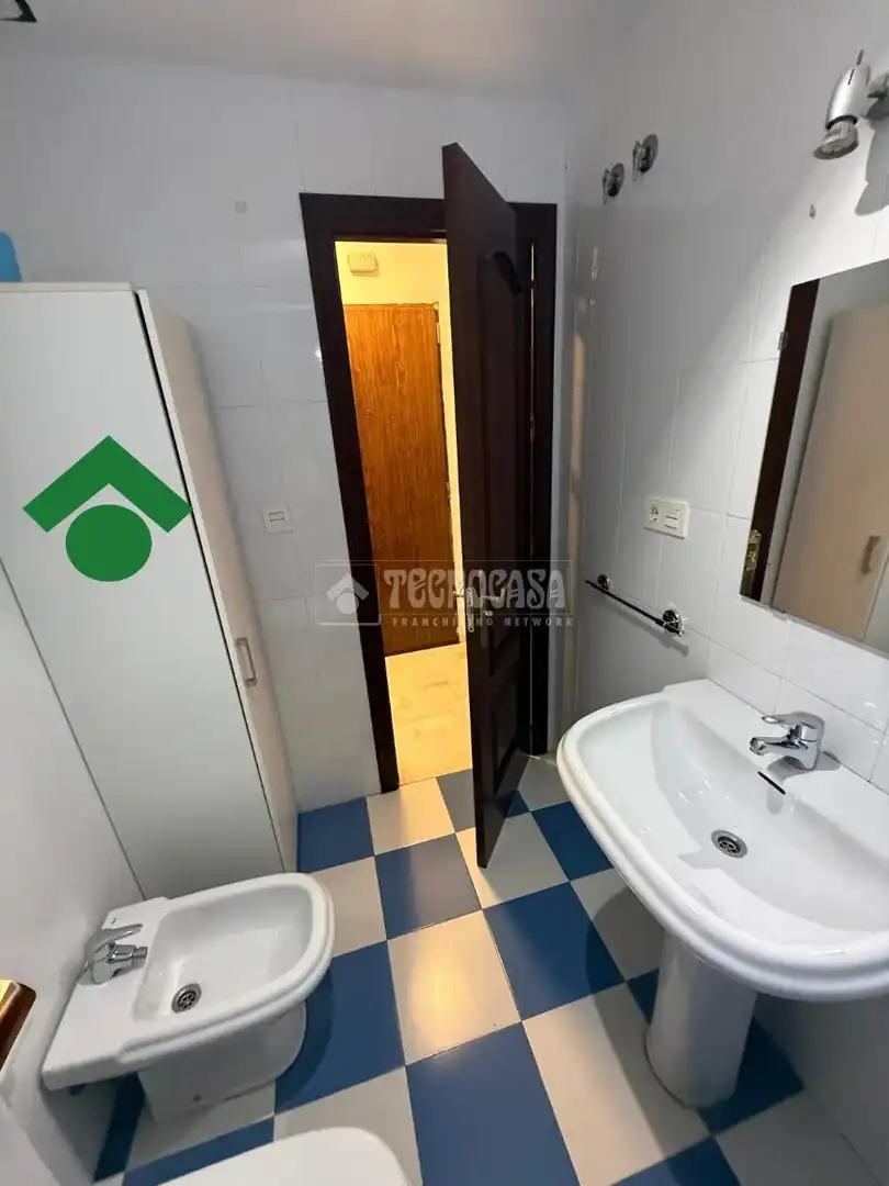 Baño de Piso en venta en Cádiz