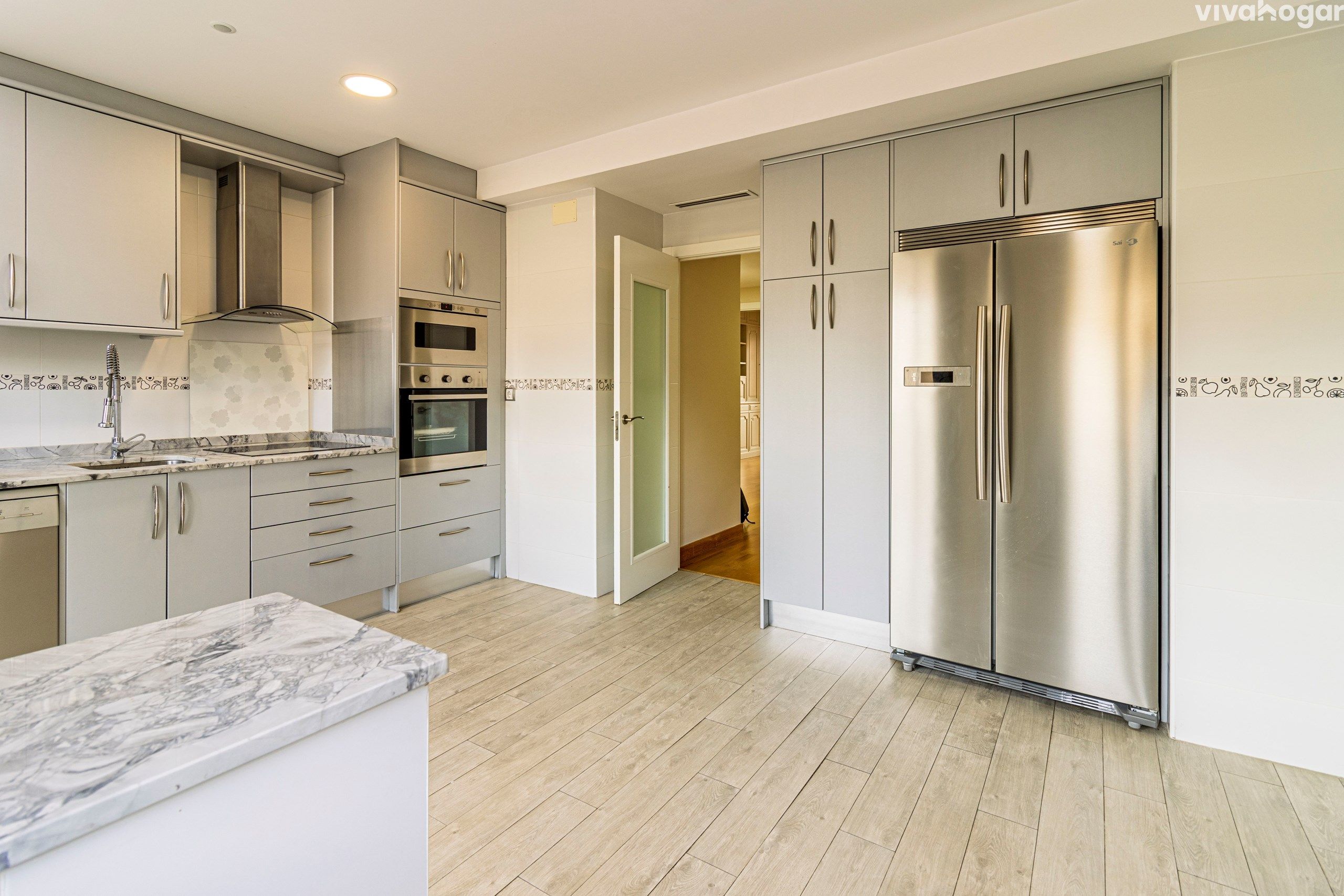 Kitchen of Flat to rent in  Madrid Capital  with Air Conditioner, Heating and Terrace