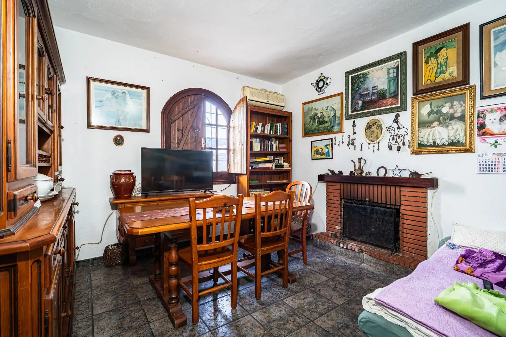 Sala d'estar de Casa o xalet en venda en Tomares amb Jardí privat, Terrassa i Traster