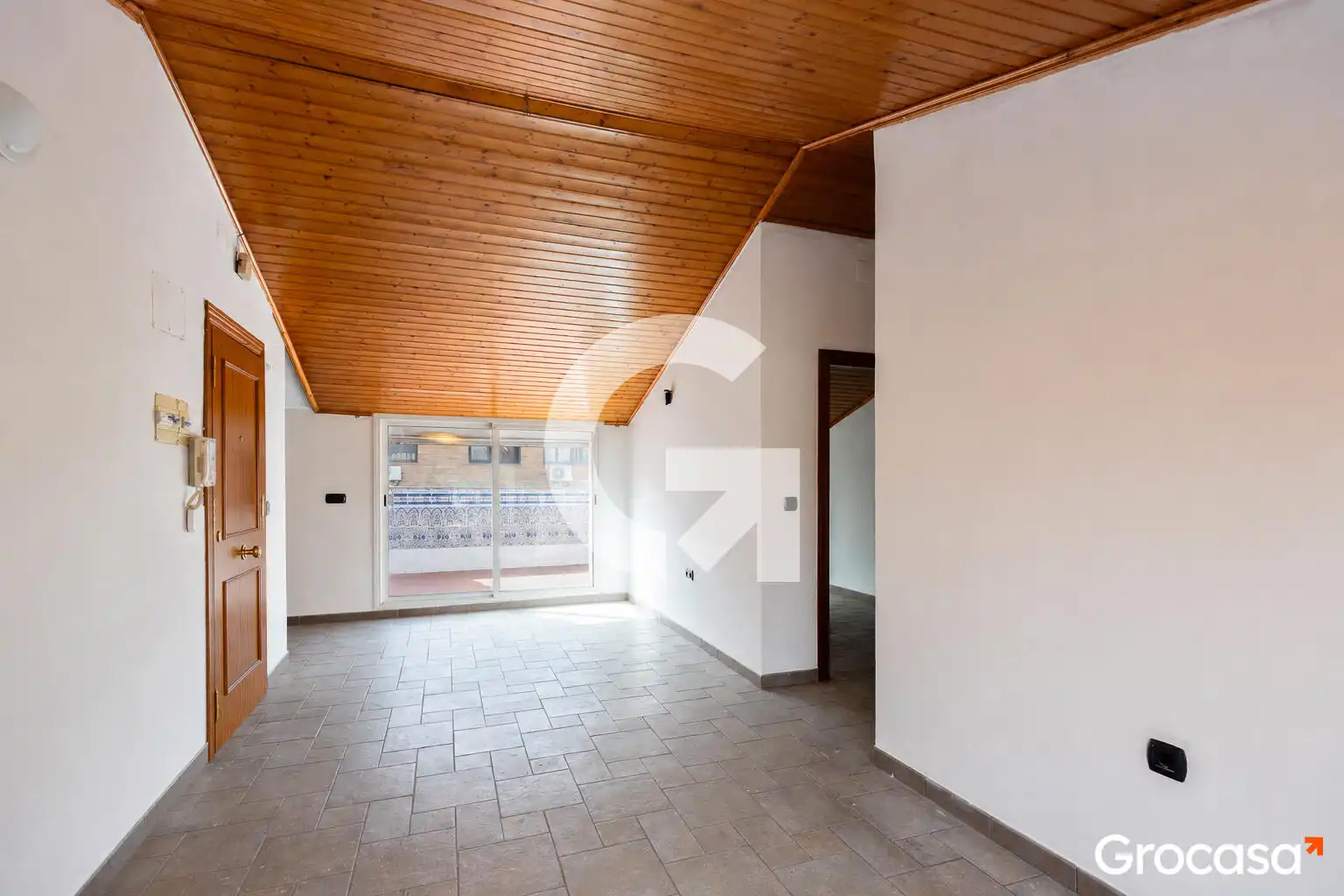 Flat with terrace for sale in CL SANT SALVADOR