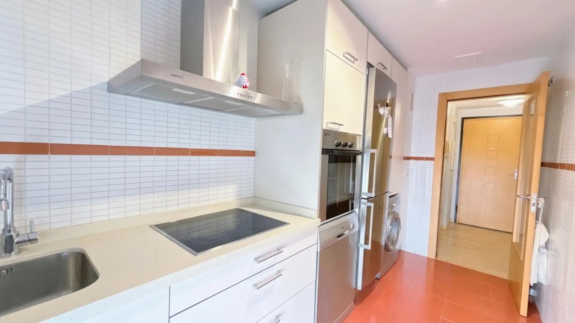 Kitchen of Flat for rent in El Bajondillo