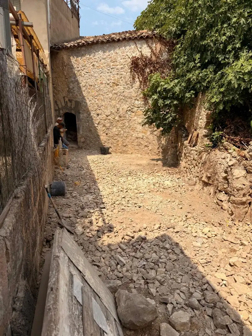 Vista exterior de Casa o xalet en venda en Sant Joan amb Jardí privat i Terrassa