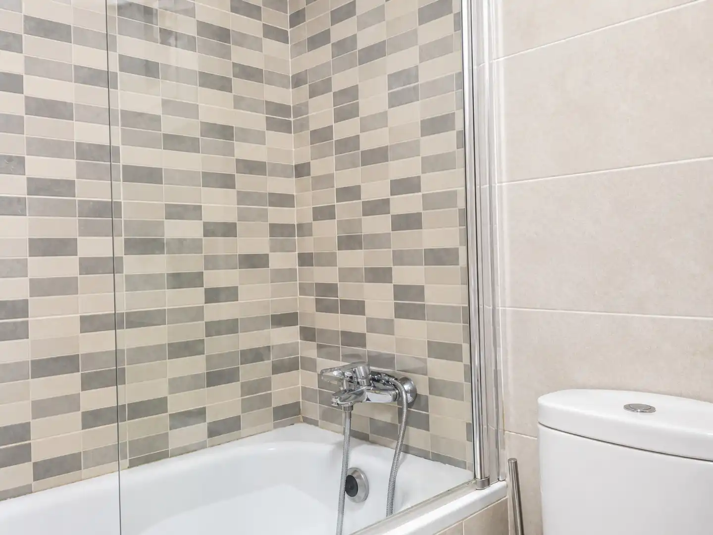 Baño de Piso en venta en Sant Andreu de la Barca con Aire acondicionado y Balcón