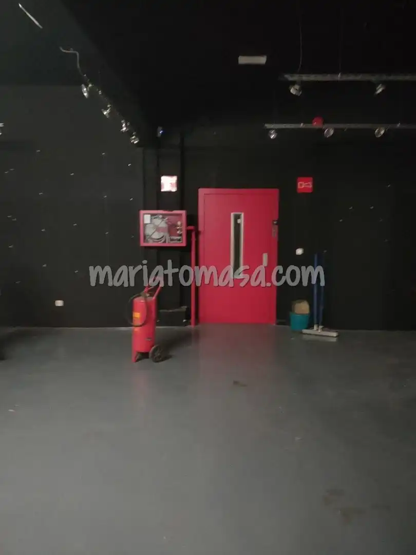 Nau industrial de lloguer en Sondika