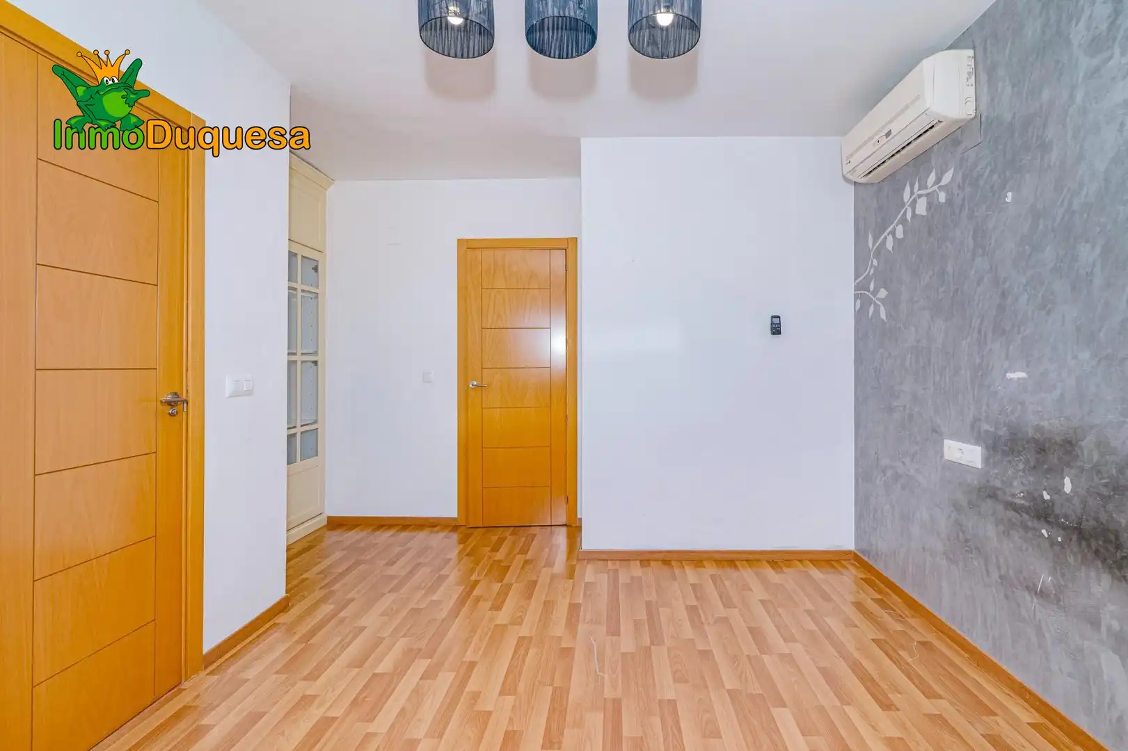 Semi-detached house with terrace for sale in Jun, imagen 30