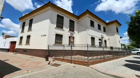 Foto 2 de Casa o chalet en venta en Calle Paseo 1º de Mayo, 39, Umbrete, Sevilla