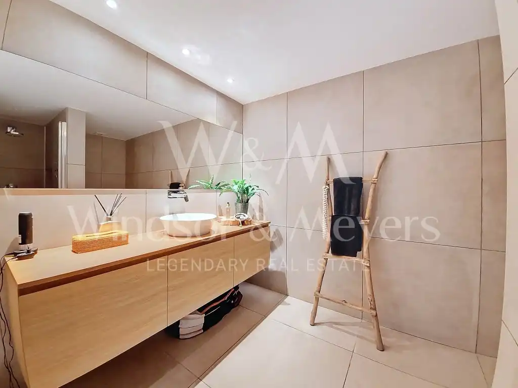 Bathroom of Flat for sale in Sant Josep de sa Talaia  with Air Conditioner, Furnished and Oven