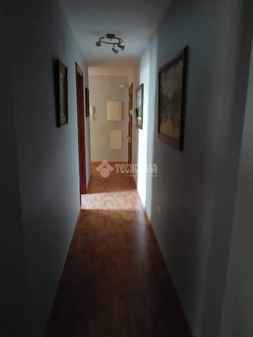 Flat for sale in Baeza  with Air Conditioner