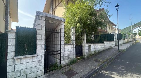 BARRIO SAMANO255
