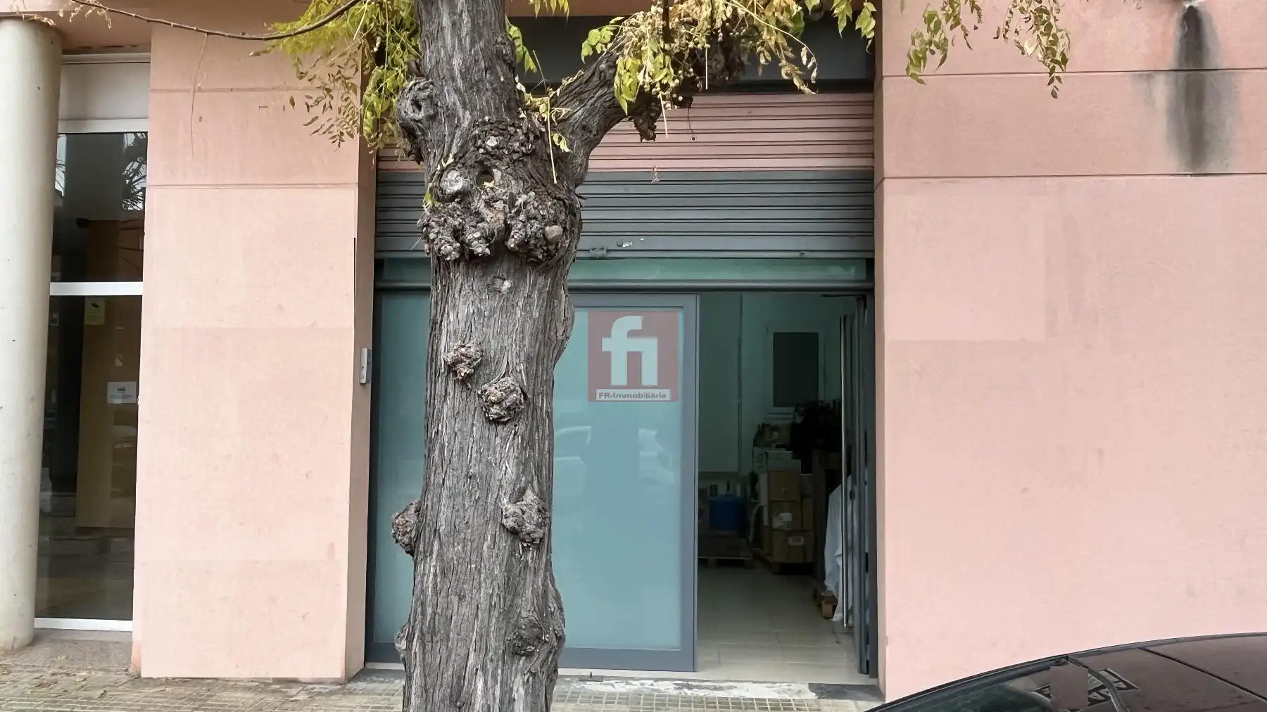 Business premises for sale in Avda. Generalitat