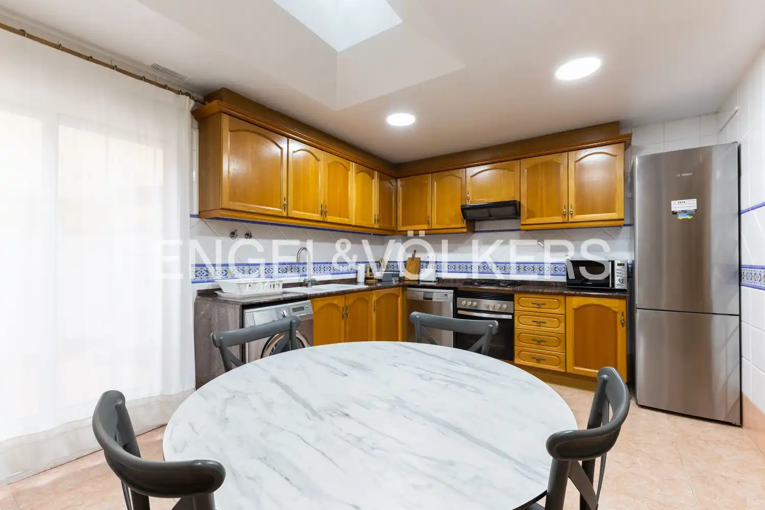 Kitchen of Houses for rent in Valencia  with Air Conditioner, Heating and Terrace