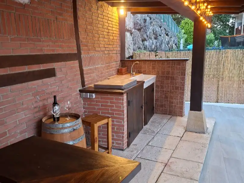 Detached house with garden for sale in Barrio Santa María de Cayón 192, imagen 9
