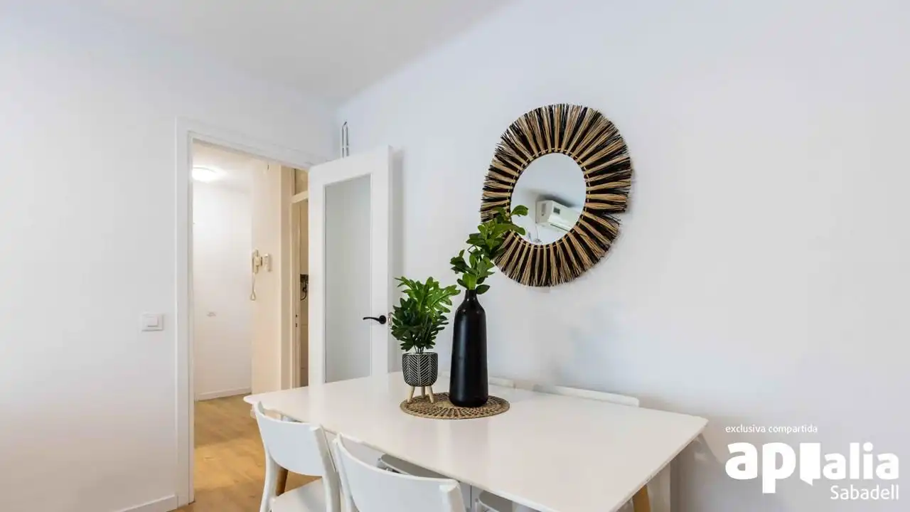 Comedor de Piso en venta en Sabadell con Aire acondicionado, Calefacción y Parquet