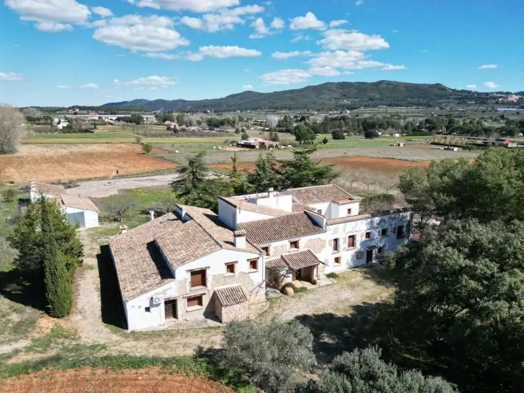 Locale commerciale in vendita a Banyeres de Mariola, imagen 3