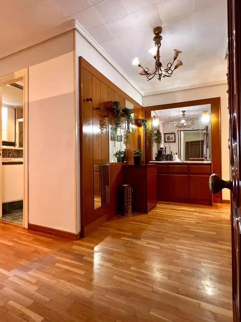Piso en venta en Tavernes Blanques con Aire acondicionado, Calefacción y Parquet