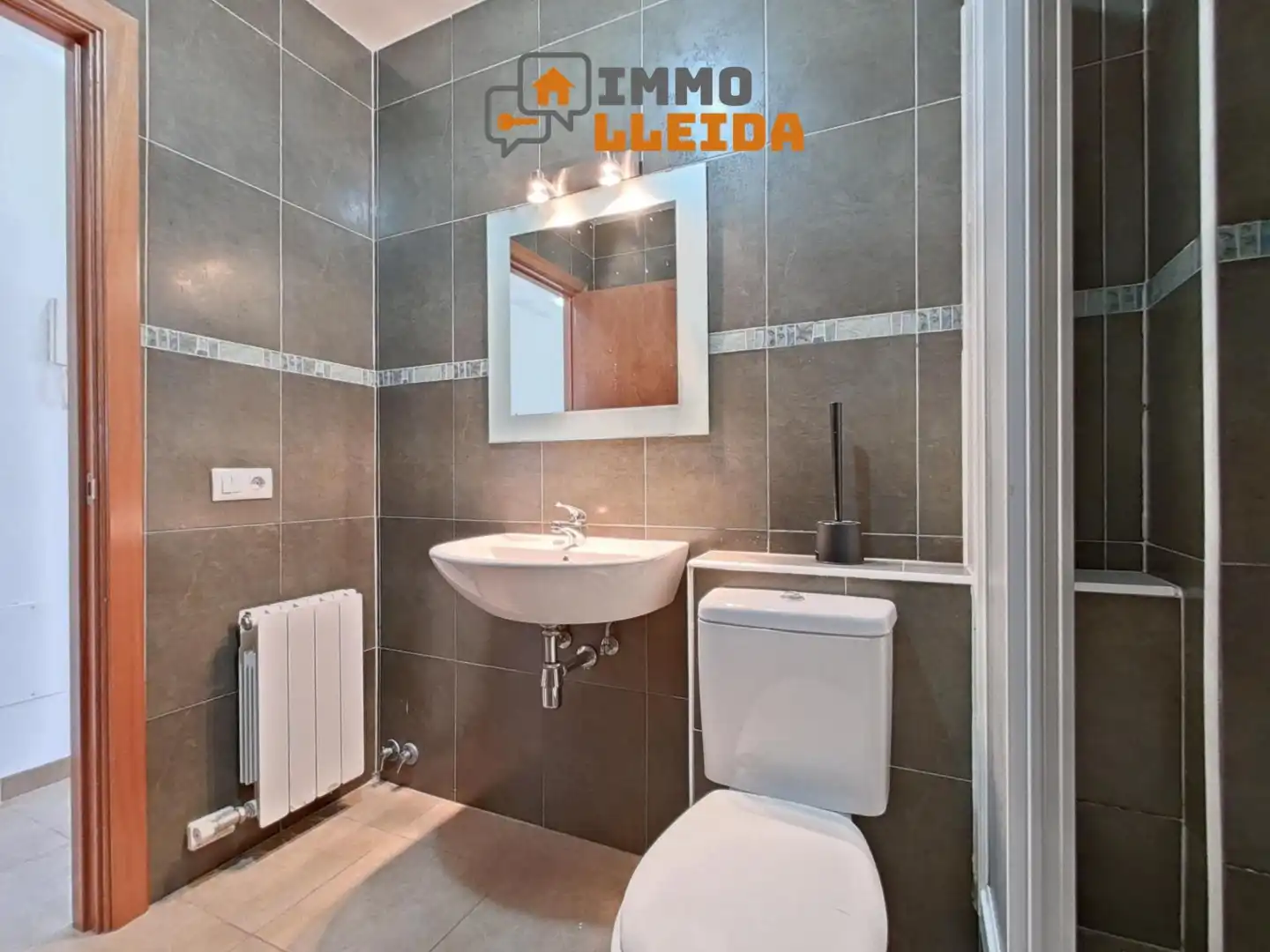 Bathroom of Flat for sale in Cervera  with Heating, Storage room and Balcony