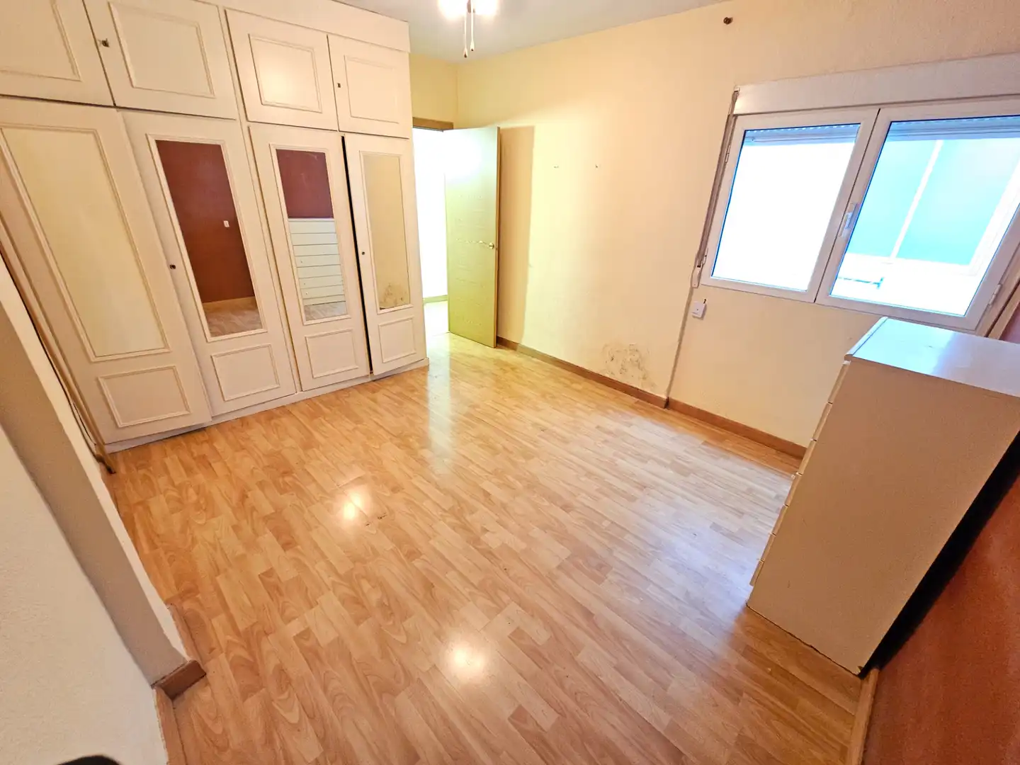 Bedroom of Flat for sale in Granada