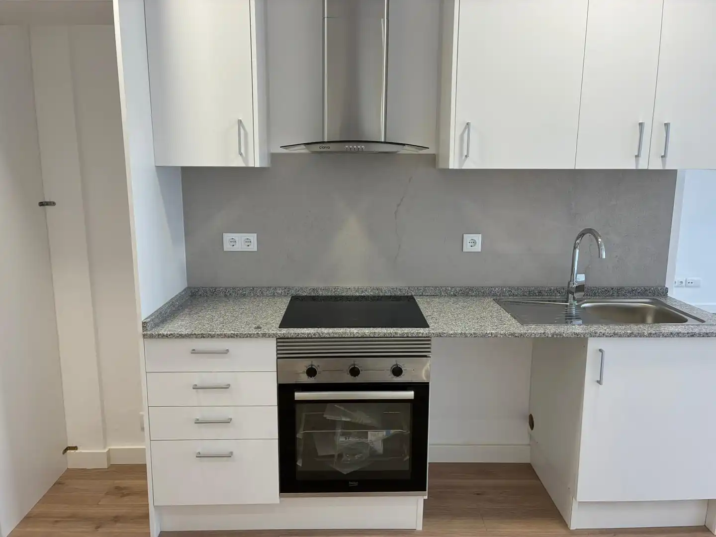 Cocina de Piso en venta en Vilanova del Camí con Calefacción y Terraza