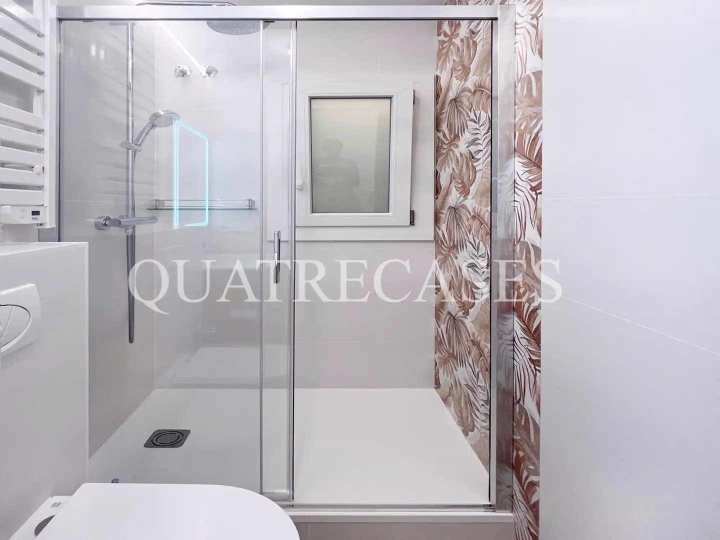 Piso con terraza en venta en Carrer del Rosselló, imagen 42