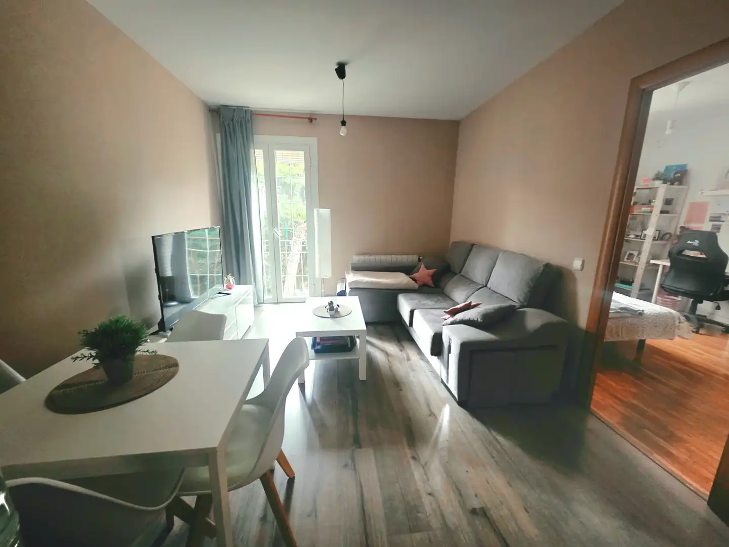 Wohnzimmer von Wohnung zum Verkauf in Barcelona mit Klimaanlage, Heizung und Parkett