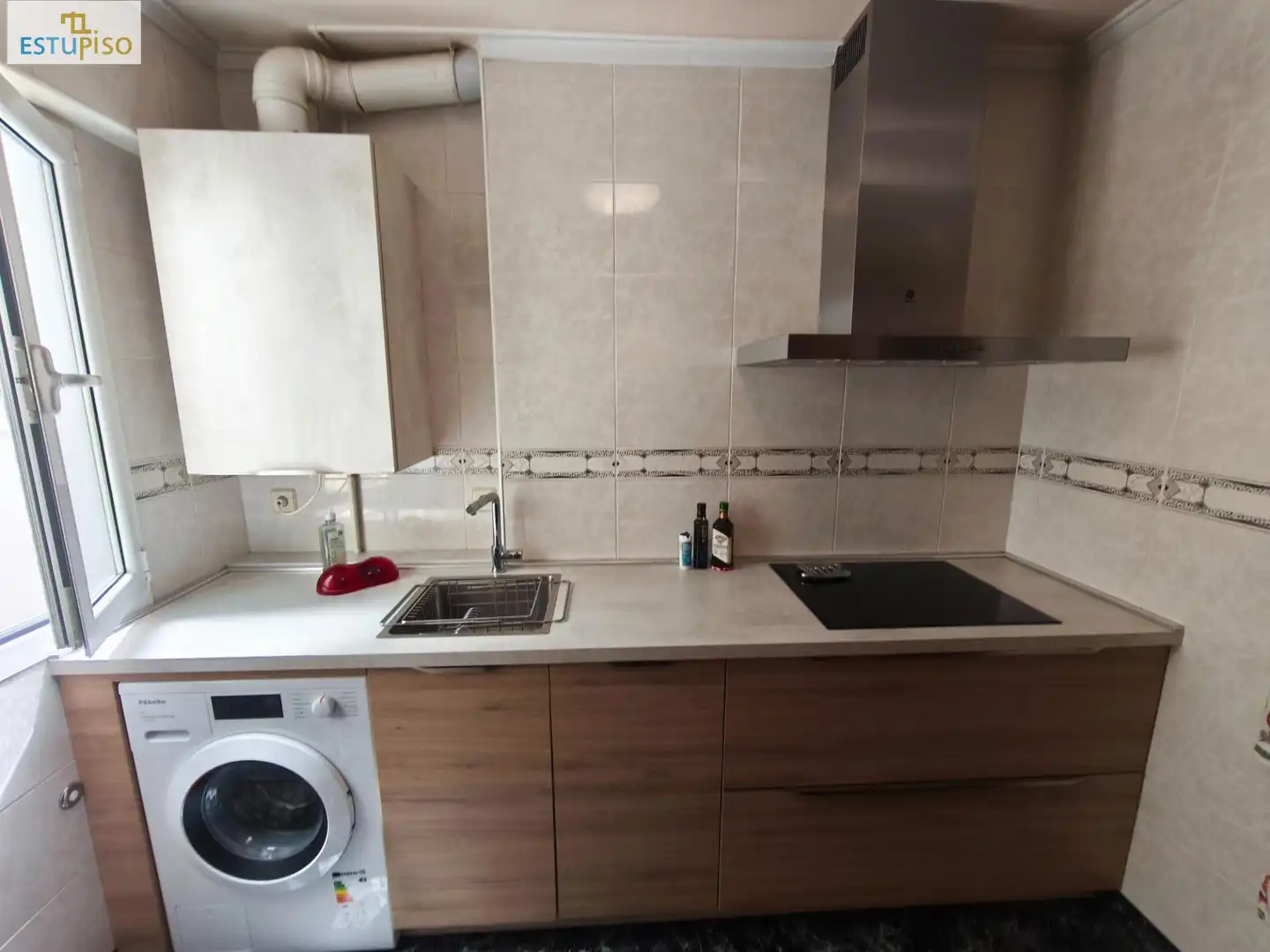Kitchen of Flat for sale in Vitoria - Gasteiz  with Heating, Parquet flooring and Furnished