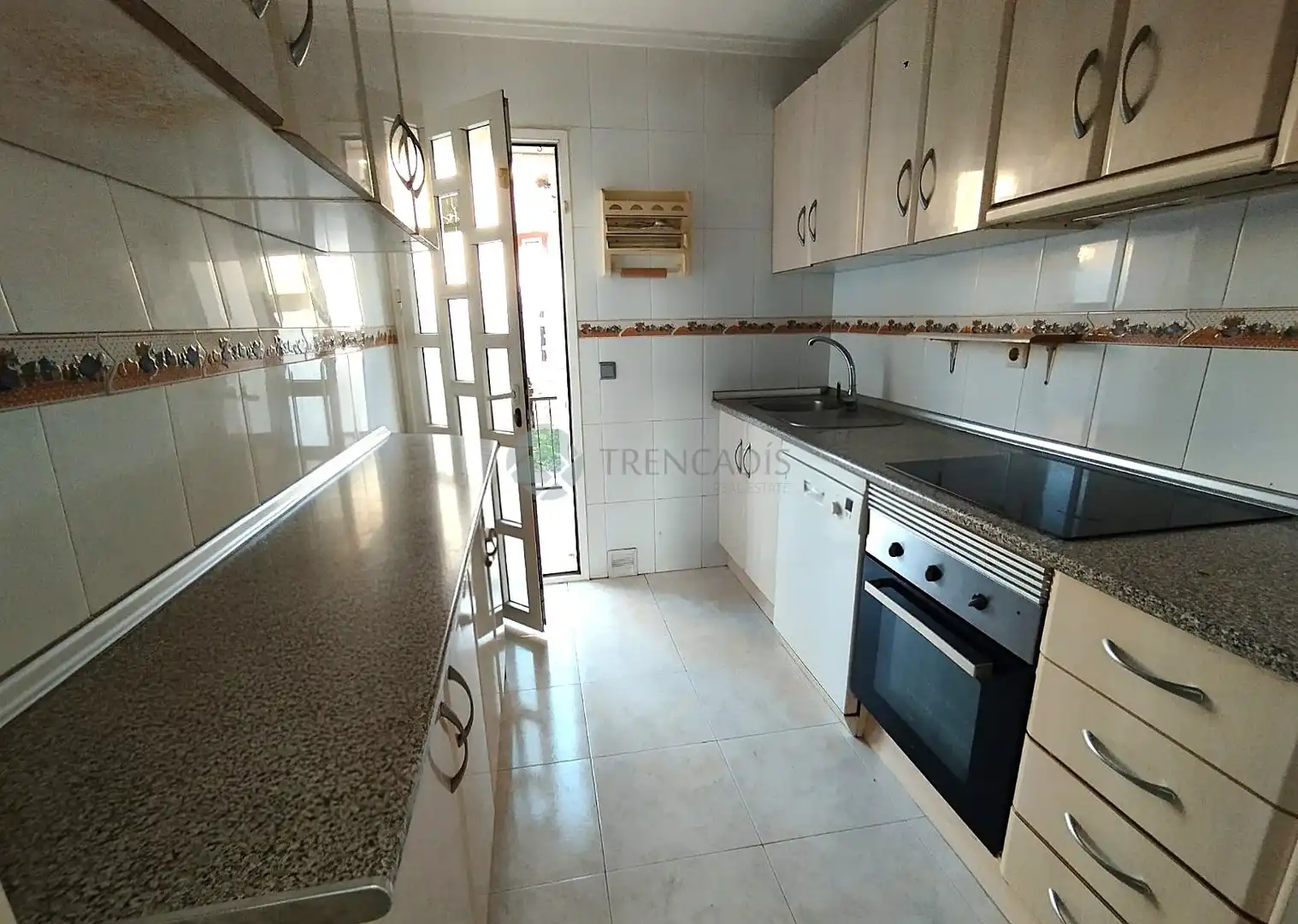 Semi-detached house for sale in golda meir, imagen 7