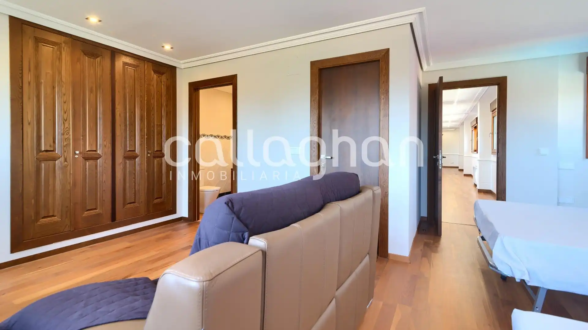 Sala d'estar de Casa o xalet en venda en Burriana / Borriana amb Aire condicionat, Calefacció i Jardí privat