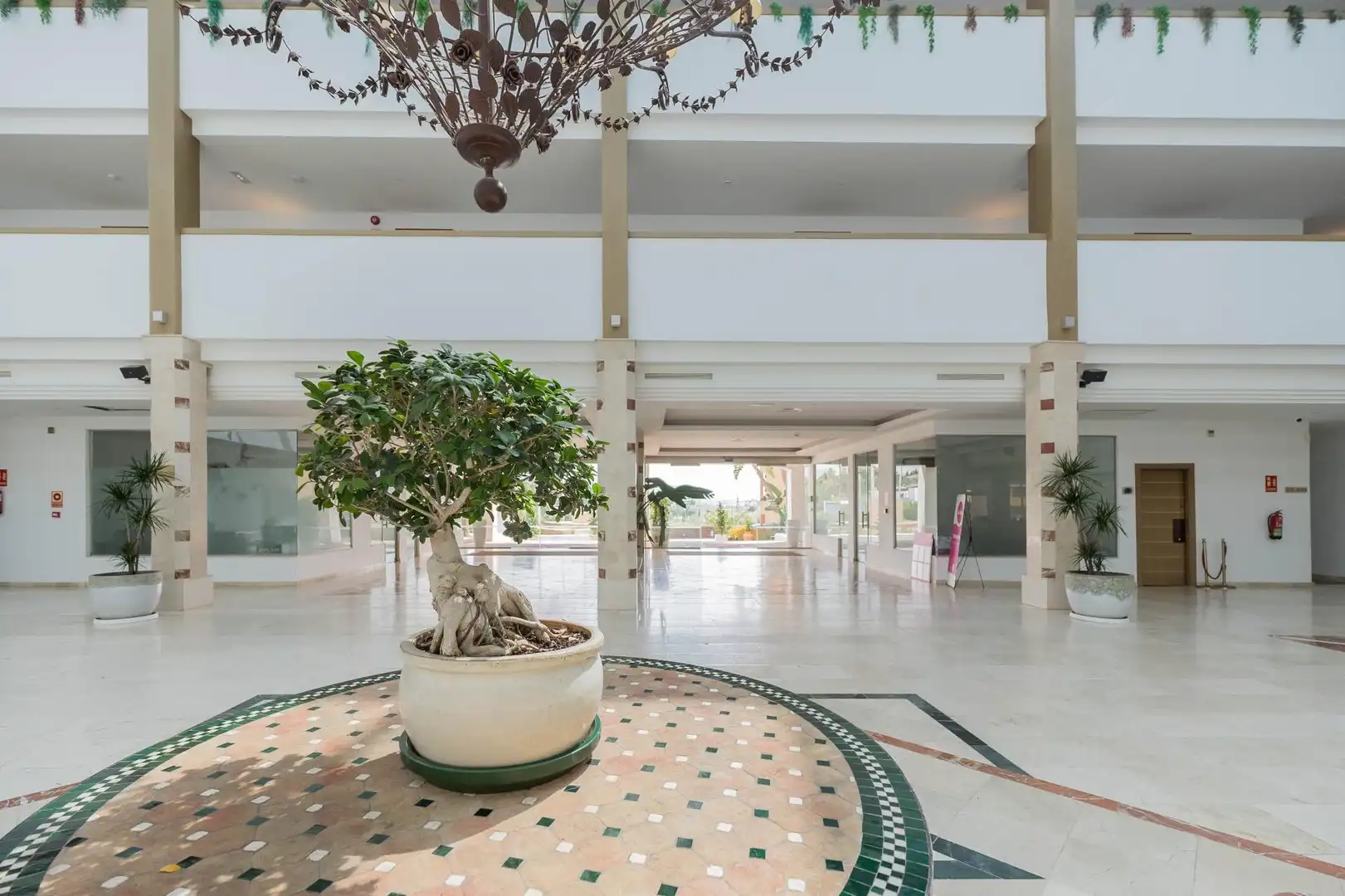 Flat for sale in Benahavís  with Air Conditioner, Heating and Private garden