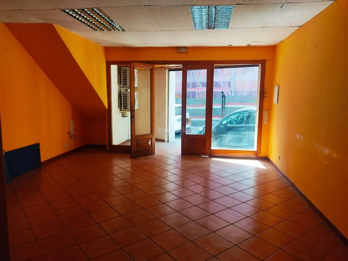 Local comercial en alquiler en Carrer de F. Carreras I Candi 22