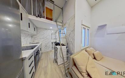 Cuina de Planta baixa en venda en  Madrid Capital amb Calefacció