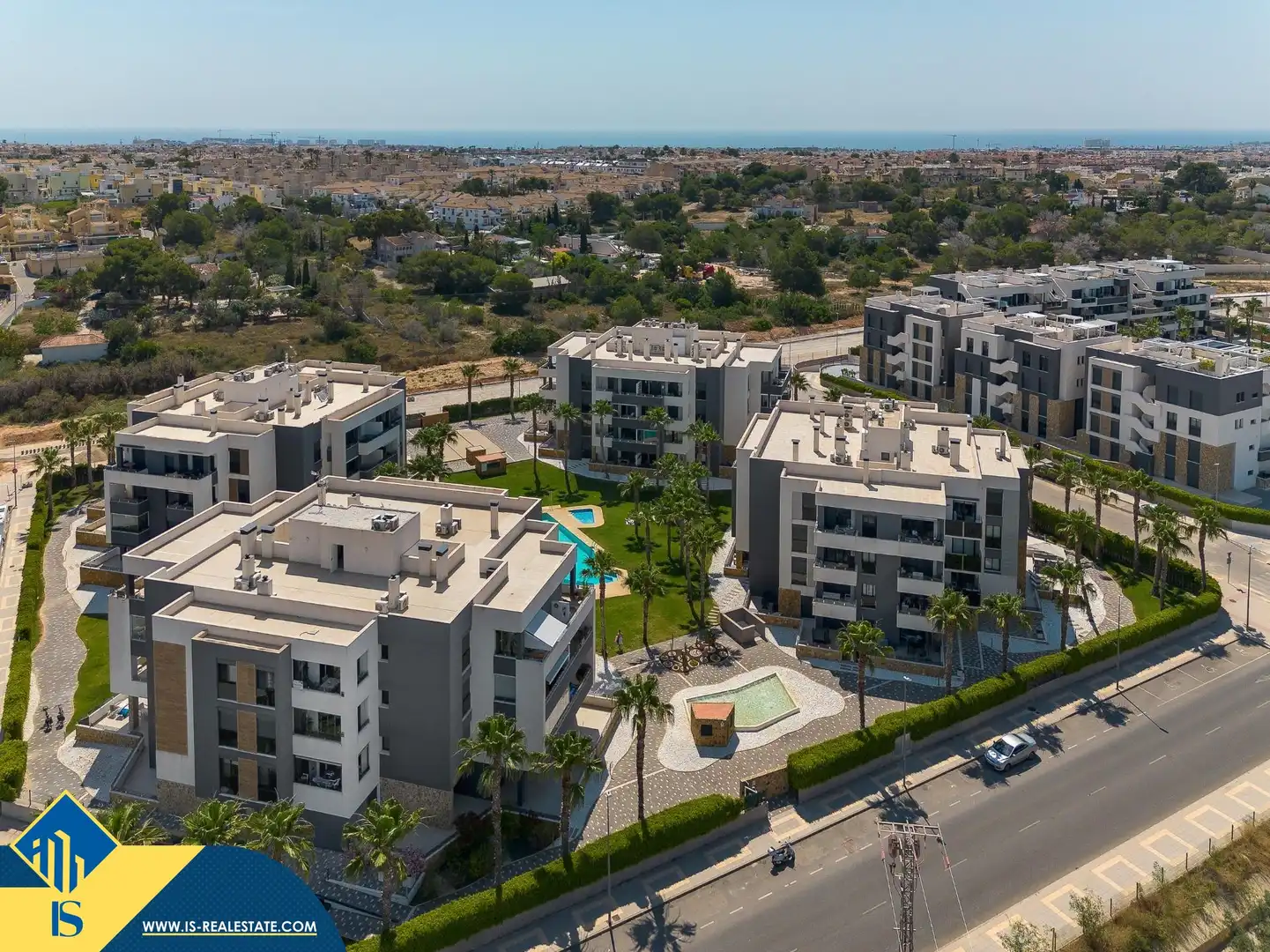 Vista exterior de Pis en venda en Orihuela amb Aire condicionat, Terrassa i Traster