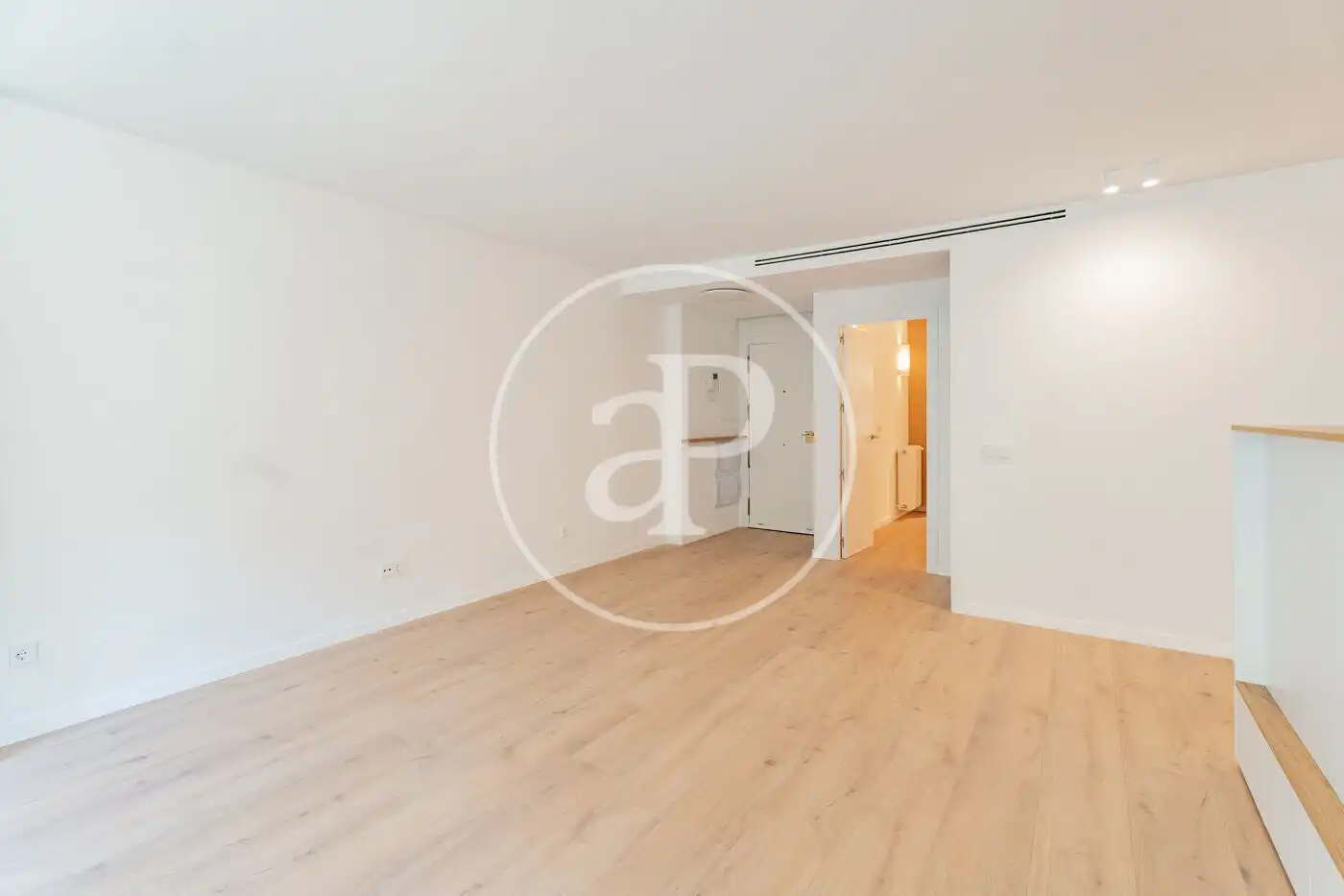 Habitación de Piso en venta en Madrid con Aire acondicionado, Calefacción y Jardín privado