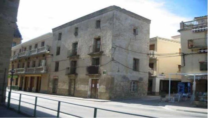 Exterior view of Building for sale in Ayerbe