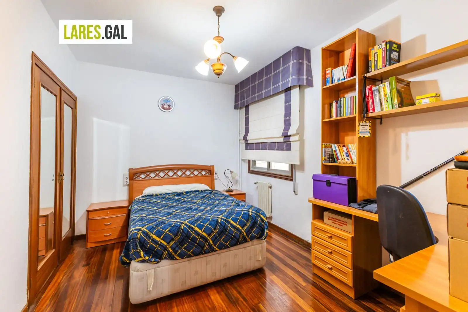 Habitación de Piso en venta en Cangas  con Calefacción, Terraza y Trastero